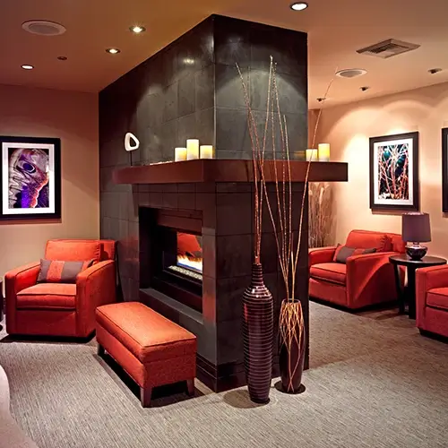 Ladies Lounge